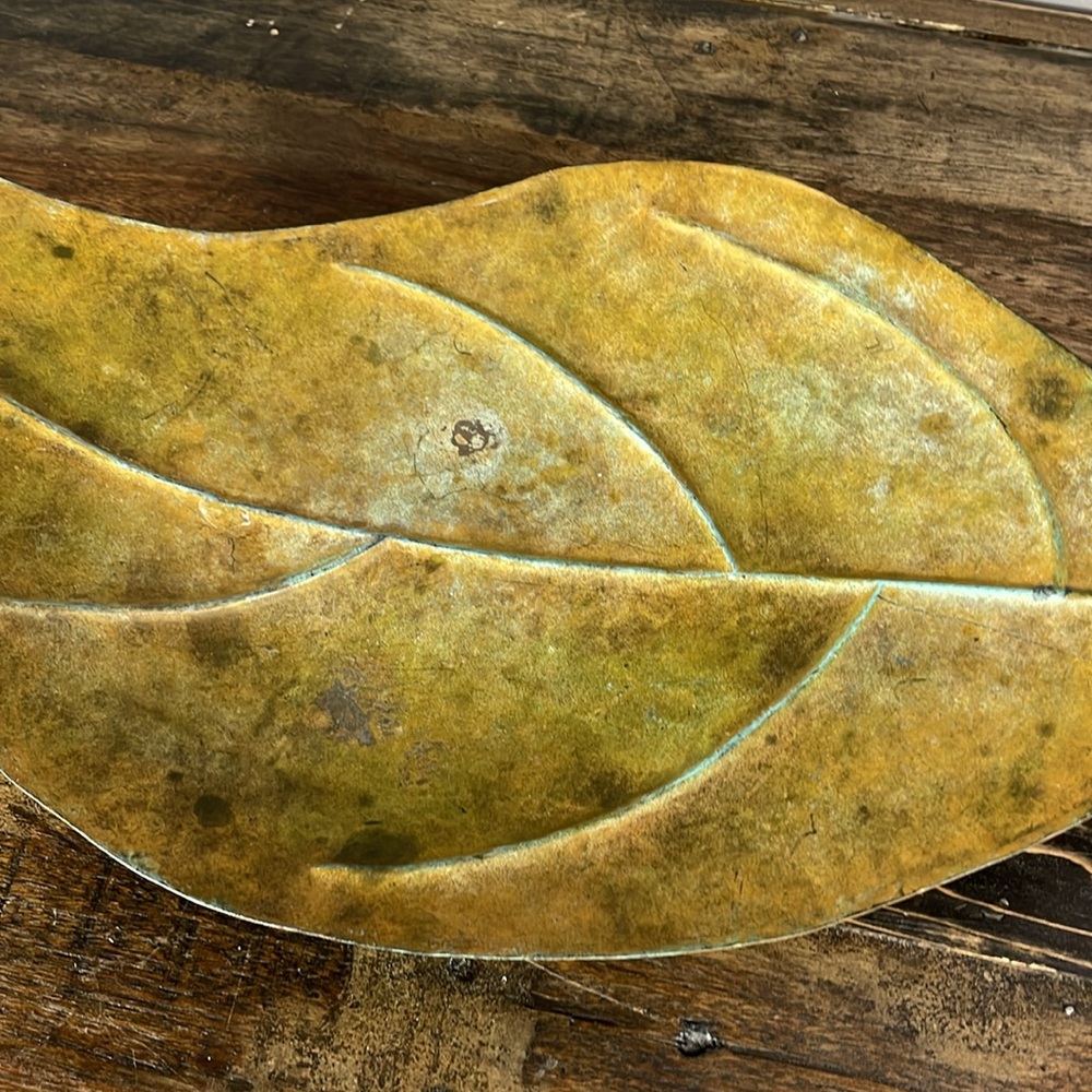 Decorative Leaf-Shaped Metal Tray for centrepiece - perfect for spring or fall!